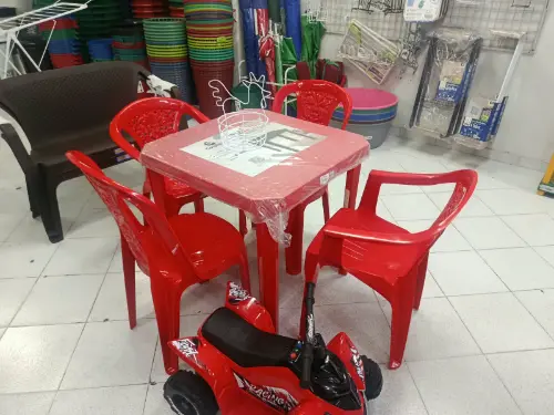 Sillas y Mesas Plásticas for home and business in Medellín